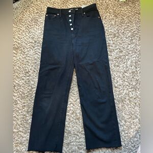 Levi’s women’s Ribcage straight ankle cut jeans, raw hem edge, size 26